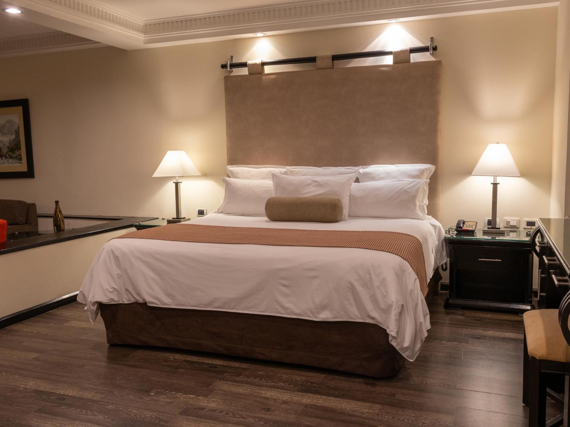 Tikal Futura Hotel & Convention Center Guatemala City Room photo